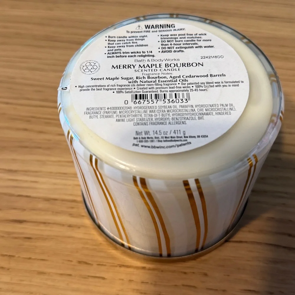 Bath & Body Works 3 Wick Candle. Merry Maple Bourbon.